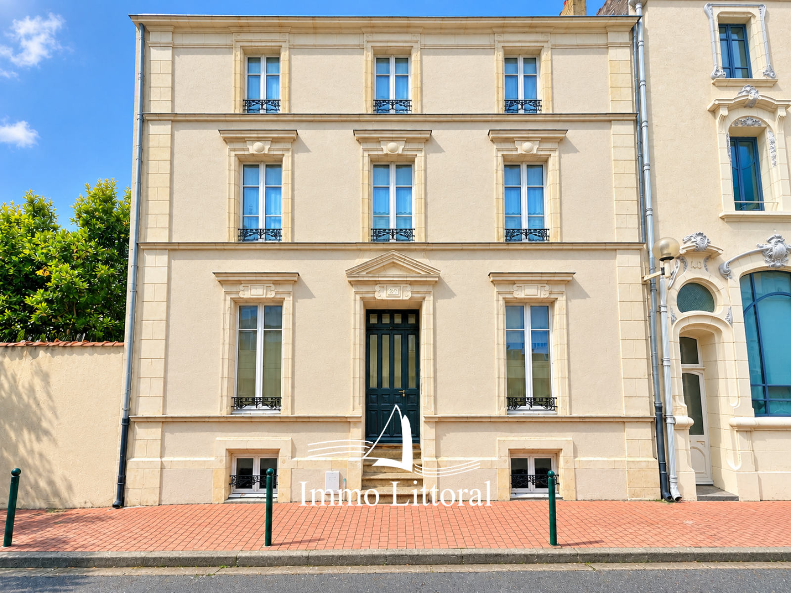 Maison 7 pièces 254 m² · aux Sables-d'Olonne · 254 m² · 1 580 800 €